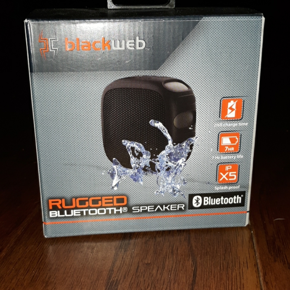 NWT Black web water resistant speaker!